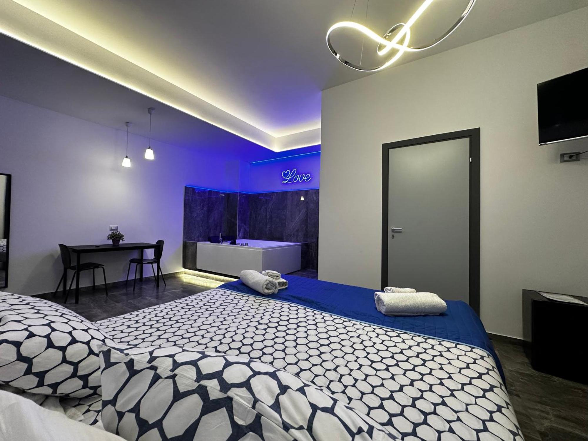 B&B Del Centro E Spa 파르티니코 외부 사진